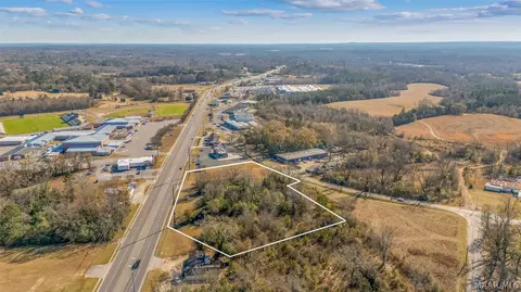 1209 7th St S, Clanton, AL 35045 photo 4