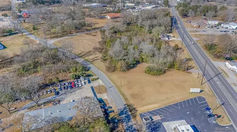 1209 7th St S, Clanton, AL 35045 photo 2