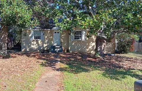 2011 Harmon St, Montgomery, AL 36107