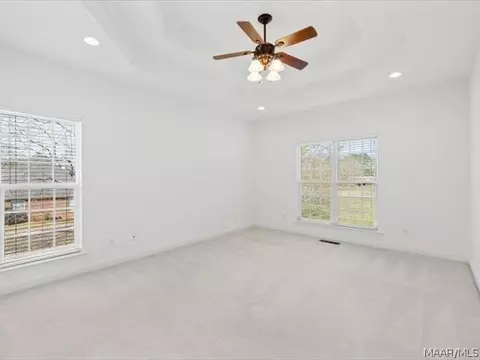 Bedroom - 20 Deer Trce, Clanton, AL 35045 photo 1 of 5