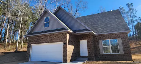246 Brownstone Loop, Elmore, AL 36025