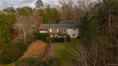 402 Cliffside Dr, Titus, AL 36080