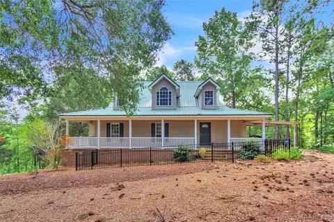 225 Mercer Rd, Deatsville, AL 36022