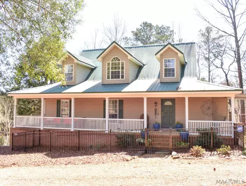 225 Mercer Rd, Deatsville, AL 36022