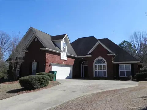 6 Fairway Dr, Millbrook, AL 36054