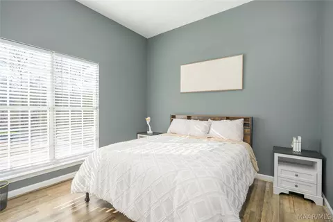 Bedroom - 5860 Pineleaf Dr, Millbrook, AL 36054 photo 3 of 9