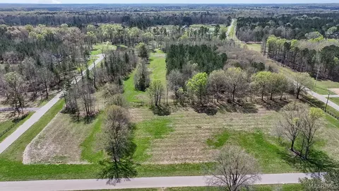 230 Crossing Ln, Pike Road, AL 36013