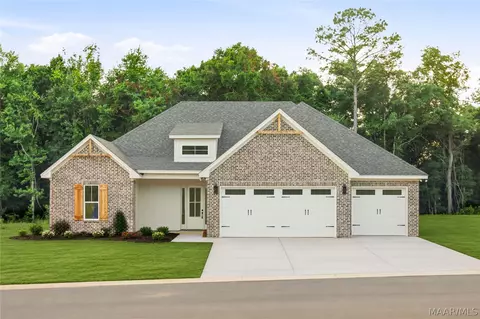 72 Della Dr, Wetumpka, AL 36093