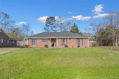 87 Meadow Oaks Ct, Millbrook, AL 36054