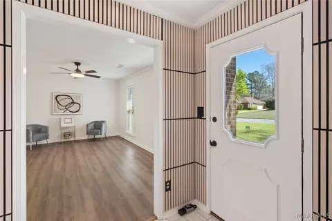 421 Seminole Dr, Montgomery, AL 36117