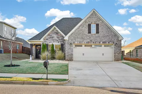 1011 Allison Dr, Prattville, AL 36066