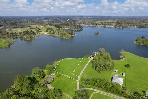 263 Blue Heron Pt, Wetumpka, AL 36092