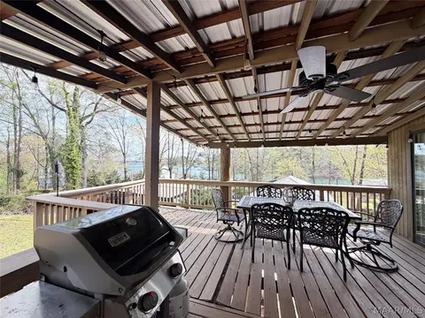 Exterior - 30 Hill Dr, Eclectic, AL 36024 photo 6 of 7