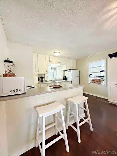 Kitchen - 30 Hill Dr, Eclectic, AL 36024 photo 1 of 3