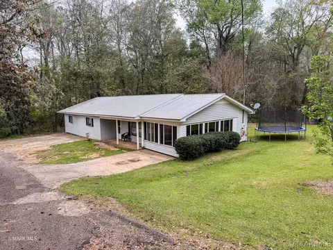 840 Smith St, Thomasville, AL 36784