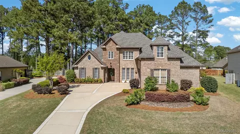 9512 Crescent Lodge Dr, Pike Road, AL 36064