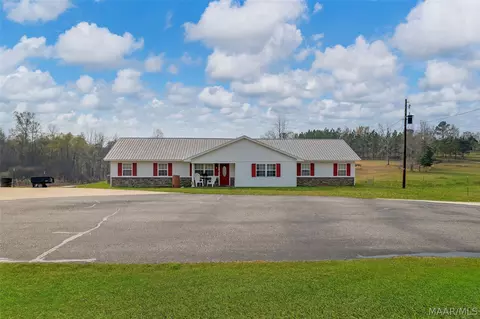 1031 Middle Rd, Eclectic, AL 36024