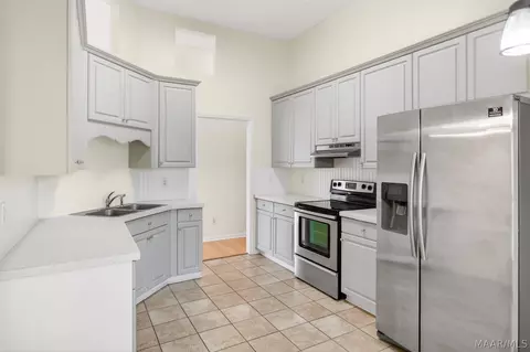 Kitchen - 730 Ryefield Rd, Montgomery, AL 36117 photo 2 of 3