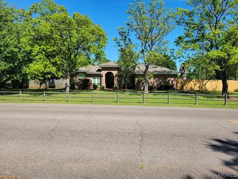 41 Fairlane Dr, Montgomery, AL 36109