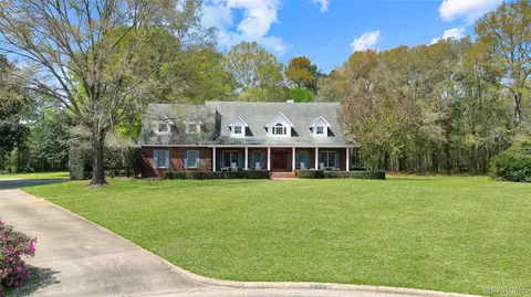 801 Wynwood Dr, Prattville, AL 36067