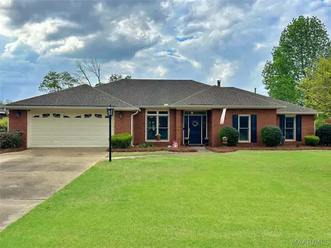 223 Lakeshore Dr, Pike Road, AL 36064