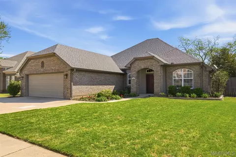 512 Stoneybrooke Way, Montgomery, AL 36117