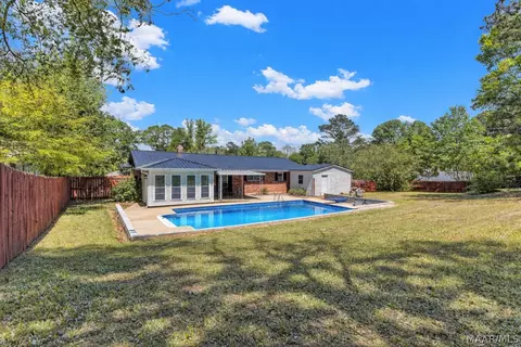 598 Partridge Ln, Prattville, AL 36067