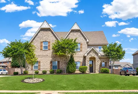 377 Sydney Dr S, Prattville, AL 36066