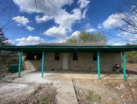 223 County Road 68 Rd W, Deatsville, AL 36022
