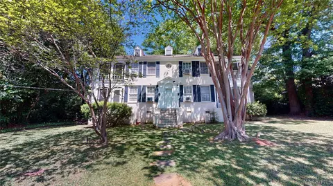 327 Cloverdale Rd, Montgomery, AL 36104