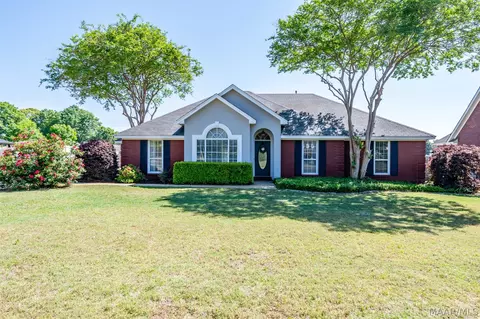 311 Poplar St, Prattville, AL 36066