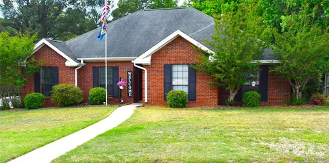 732 Silver Hills Dr, Prattville, AL 36066