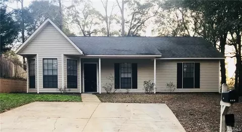 245 Gardenia Ct, Prattville, AL 36067