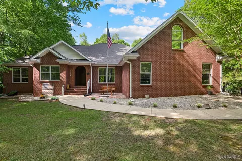 1756 Piedmont Dr, Auburn, AL 36830