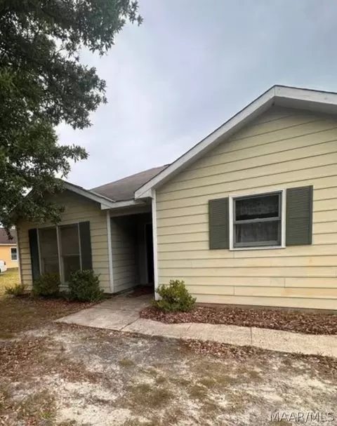 103 Mill Pond St, Phenix City, AL 36870