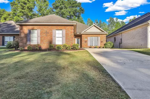 685 River Birch Cir, Wetumpka, AL 36093