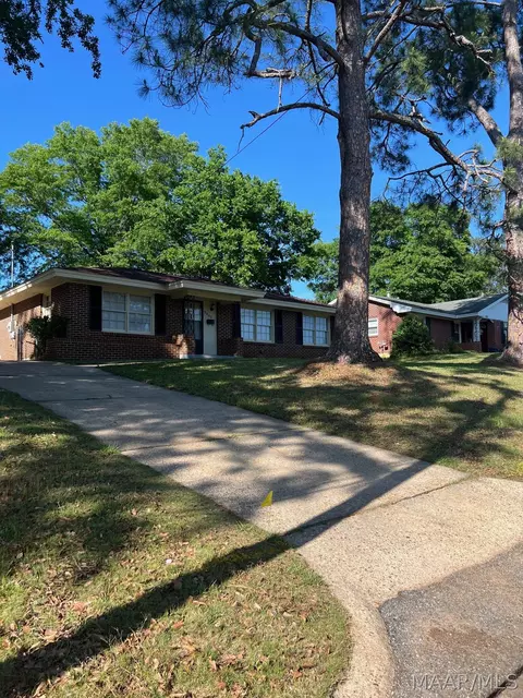 3845 Bienville Rd, Montgomery, AL 36109