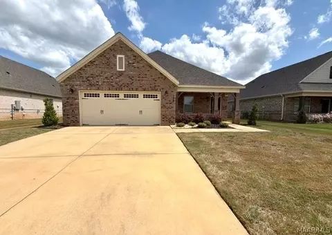 758 Harbin Dr, Prattville, AL 36066