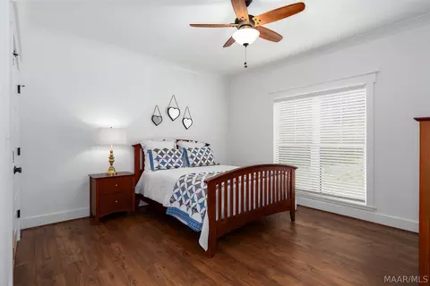 Bedroom - 863 County Road 481 Rd, Clanton, AL 35046 photo 2 of 3