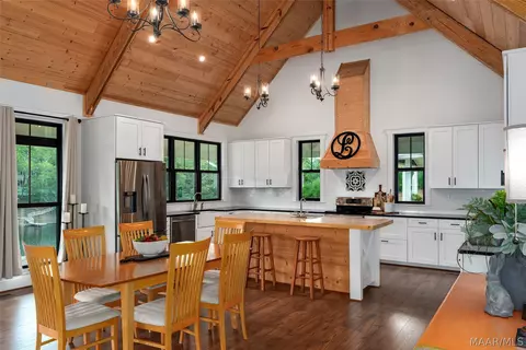 Kitchen - 863 County Road 481 Rd, Clanton, AL 35046 photo 5 of 5
