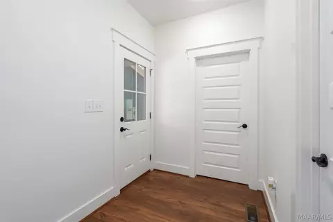 Entry Way - 863 County Road 481 Rd, Clanton, AL 35046 photo 2 of 3
