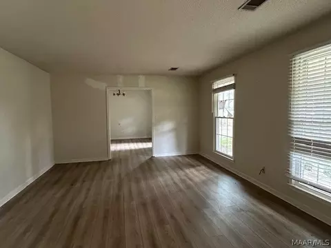 314 Wright Dr, Selma, AL 36701 photo 6