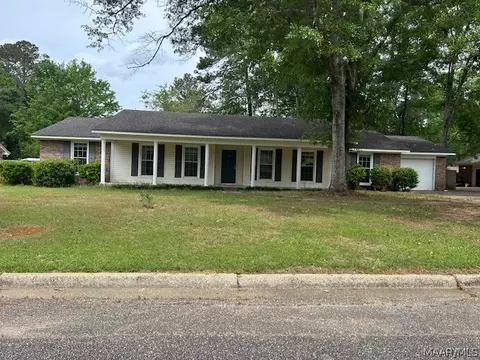 314 Wright Dr, Selma, AL 36701