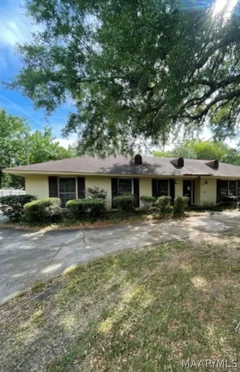 2556 Carter Hill Rd, Montgomery, AL 36106