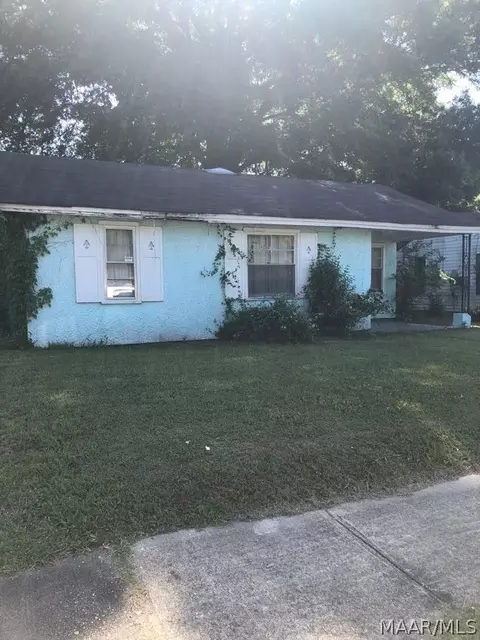 3267 Mobile Dr, Montgomery, AL 36108