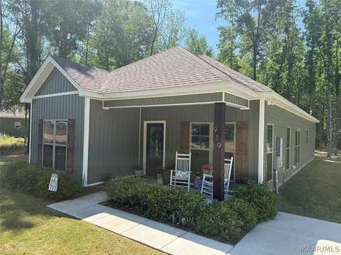 919 Micanopy St, Wetumpka, AL 36092
