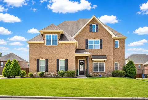 380 Sydney Dr S, Prattville, AL 36066