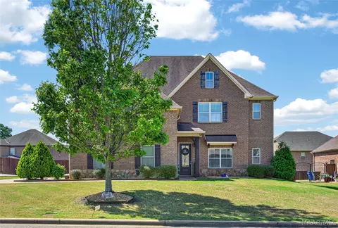 380 Sydney Dr S, Prattville, AL 36066