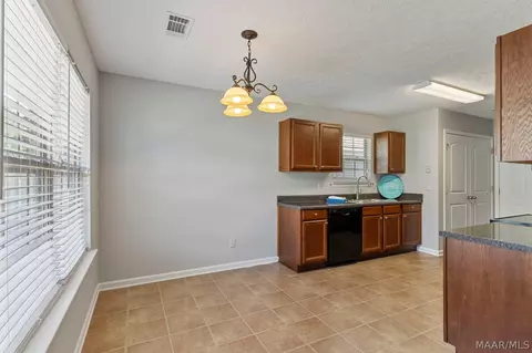 Kitchen - 121 Bishop Ct, Millbrook, AL 36054 photo 5 of 5