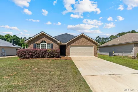 Exterior - 121 Bishop Ct, Millbrook, AL 36054 photo 2 of 8